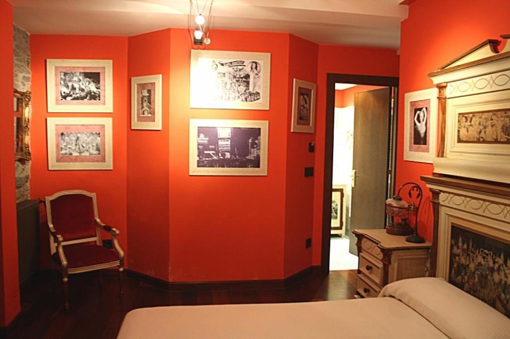 Hotel Casona El Gurugu à Luarca Extérieur photo